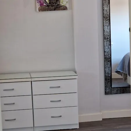 Bonito Piso Cerca De La Playa Apartamento