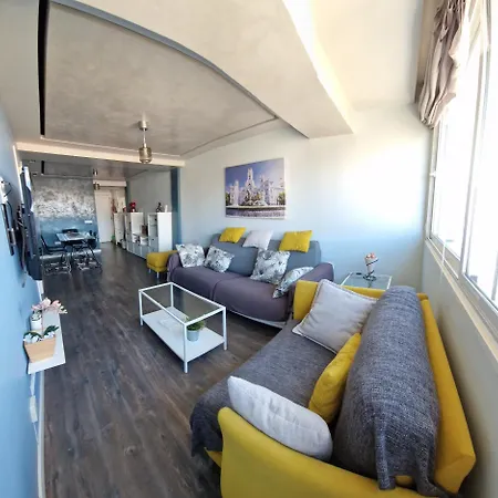 Apartamento Bonito Piso Cerca De La Playa *